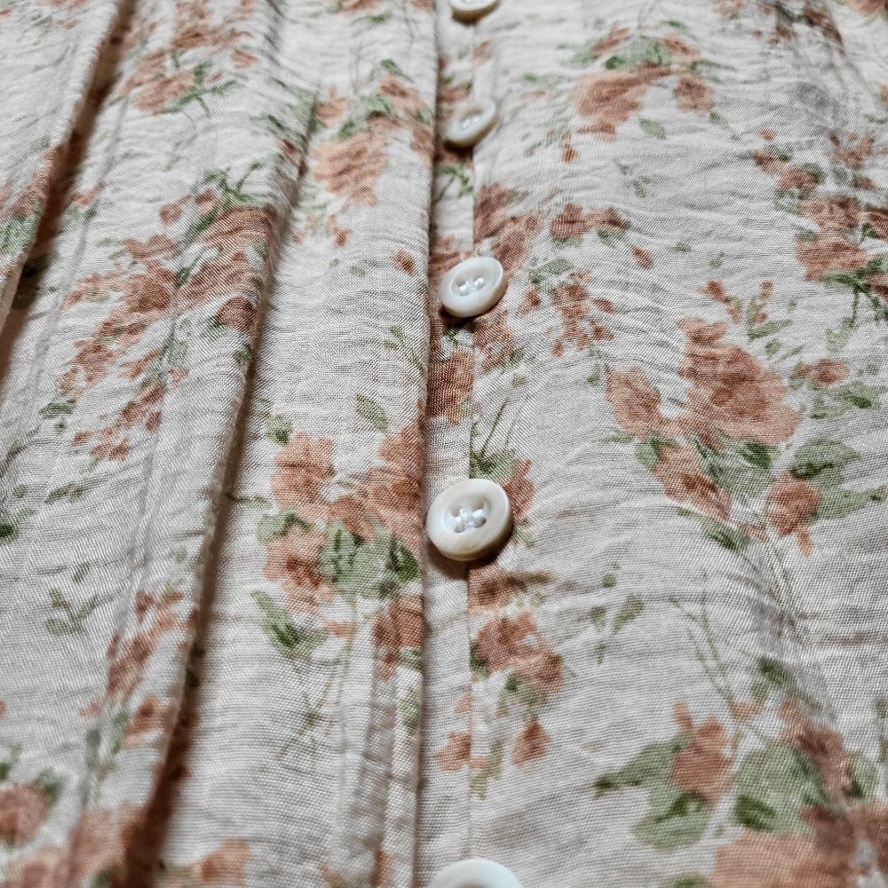 Blu Pepper Size Medium Floral Neutral Dress